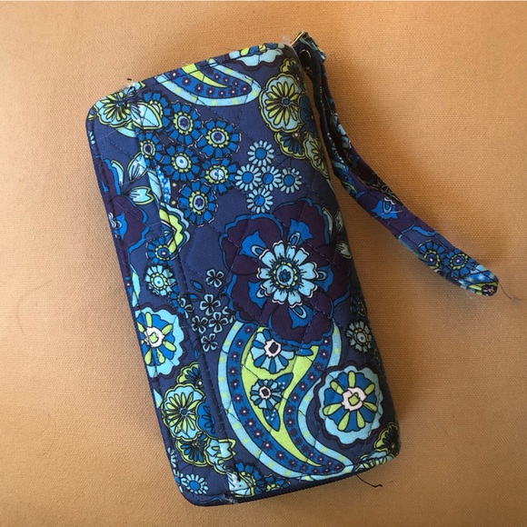 💙💚 Quilted Cotton Paisley Wristlet 💚💙 - Picture 3 of 9